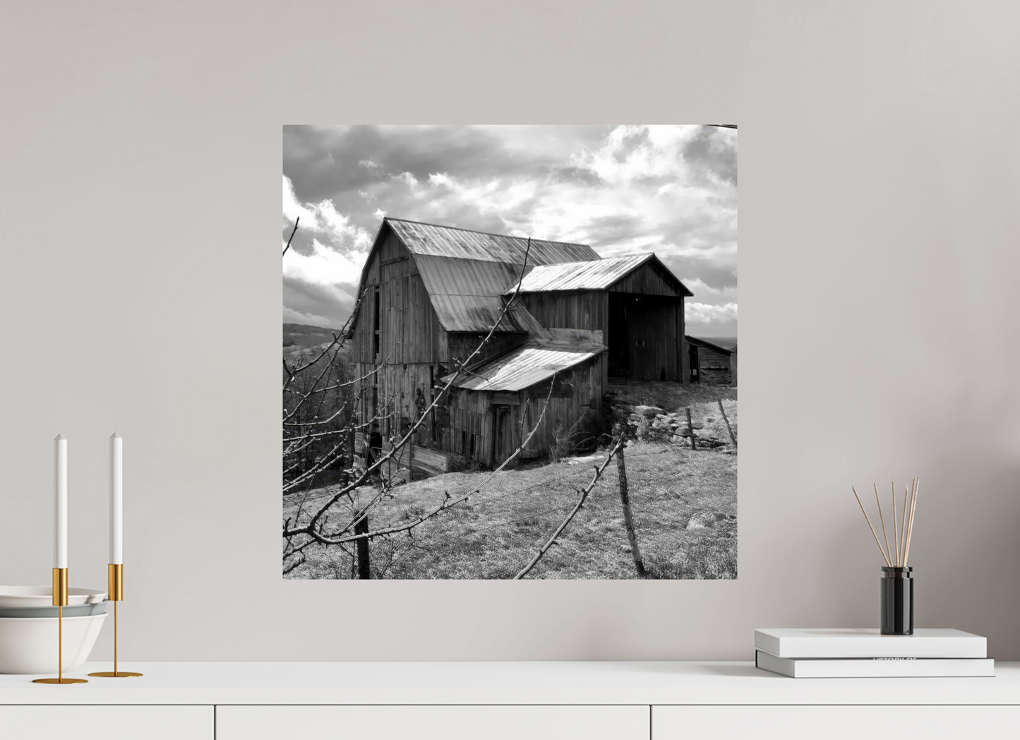 20 x 20″, Photo Print On Fuji Crystal DP II Black and white barn on top of Hess Road
